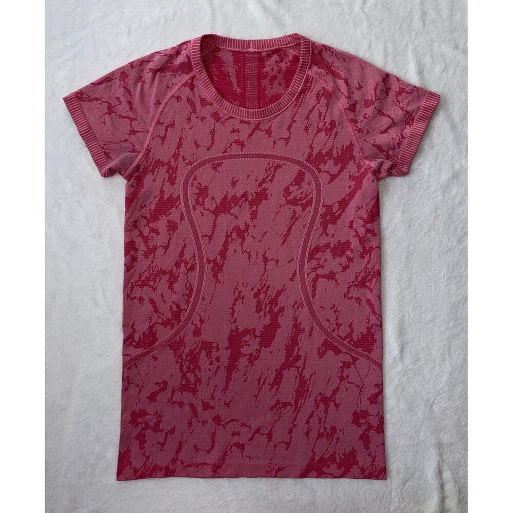 Lululemon Swiftly Tech Short Sleeve Pink Camo Marble Sz 8 Quote Hem Training Gym